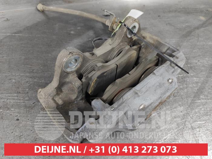 Gebrauchte Bremszange links vorne Toyota Hilux V/VI 2.8 D4D-F 16V 4x4 Preis auf Anfrage angeboten von V.Deijne Jap.Auto-onderdelen BV