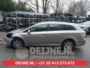 Begagnade Extra fönster, 4-dörrars, vänster Toyota Avensis Wagon (T27) 1.8 16V VVT-i Pris € 45,00 Marginaltabell erbjuds av V.Deijne Jap.Auto-onderdelen BV