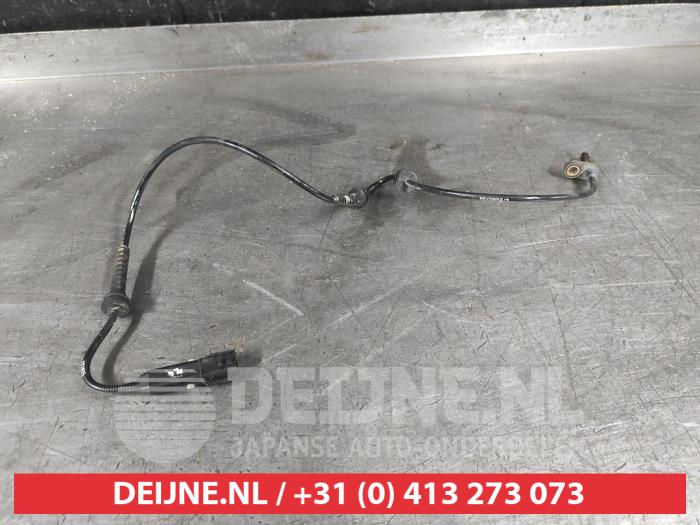 Begagnade ABS-sensor Nissan Juke (F16) 1.0 DIG-T 117 12V Pris € 25,00 Marginaltabell erbjuds av V.Deijne Jap.Auto-onderdelen BV