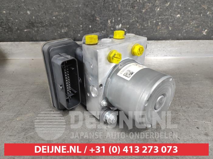 Gebrauchte ABS Pumpe Mitsubishi Colt 1.0 MPi 12V Preis € 150,00 Margenregelung angeboten von V.Deijne Jap.Auto-onderdelen BV