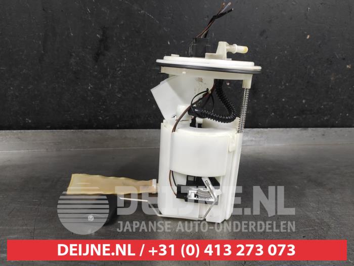 Usagé Pompe d'injection Hyundai i30 (GDHB5) 1.6 GDI Blue 16V Prix € 75,00 Règlement à la marge proposé par V.Deijne Jap.Auto-onderdelen BV