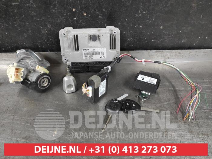 Used Engine management computer Toyota Auris (E15) 1.4 VVT-i 16V Price € 75,00 Margin scheme offered by V.Deijne Jap.Auto-onderdelen BV