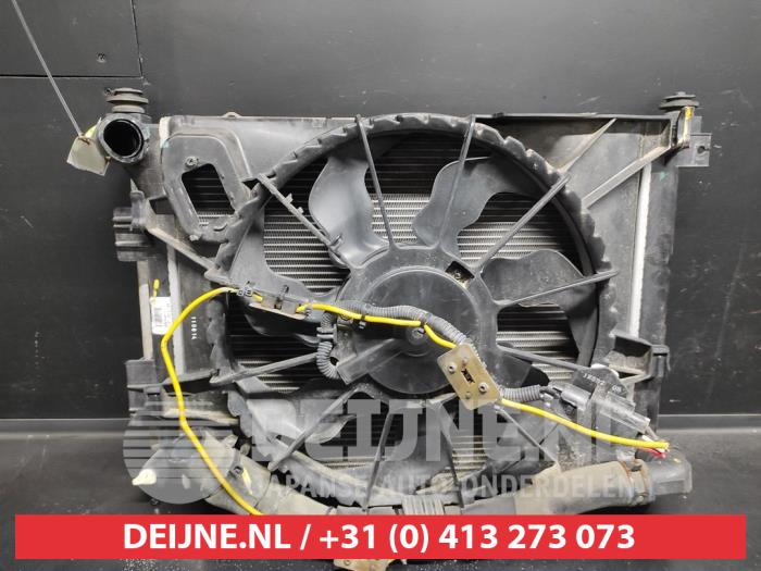 Gebrauchte Kühler Hyundai i20 1.1 CRDi VGT 12V Preis € 50,00 Margenregelung angeboten von V.Deijne Jap.Auto-onderdelen BV