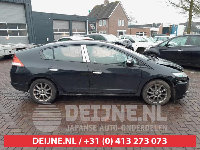 Usados Ventanilla triangular derecha detrás Honda Insight (ZE2) 1.3 16V VTEC Precio € 35,00 Norma de margen ofrecido por V.Deijne Jap.Auto-onderdelen BV