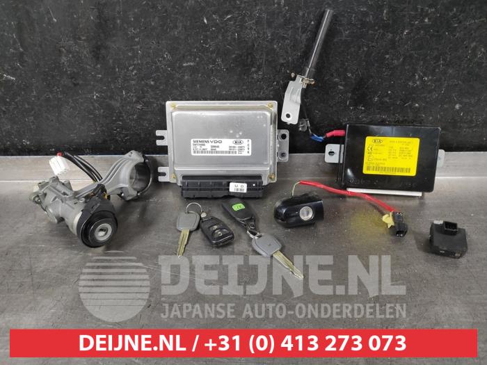 Used Engine management computer Kia Sportage (JE) 2.0 CVVT 16V 4x2 Price € 75,00 Margin scheme offered by V.Deijne Jap.Auto-onderdelen BV
