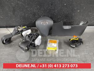 Gebrauchte Vollzähligkeit Airbags Toyota Yaris II (P9) 1.8 16V VVT-i TS Preis € 350,00 Margenregelung angeboten von V.Deijne Jap.Auto-onderdelen BV