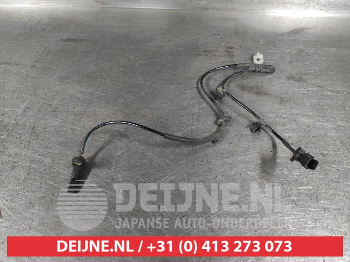 Używane Czujnik ABS Suzuki Vitara (LY/MY) 1.0 Booster Jet Turbo 12V Cena € 25,00 Procedura marży oferowane przez V.Deijne Jap.Auto-onderdelen BV