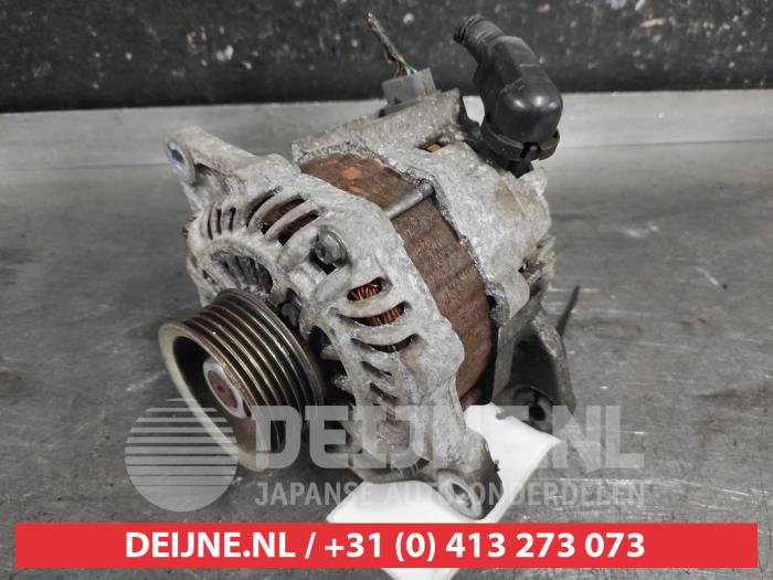 Begagnade Dynamo Mitsubishi Space Star (A0) 1.2 12V Pris € 25,00 Marginaltabell erbjuds av V.Deijne Jap.Auto-onderdelen BV