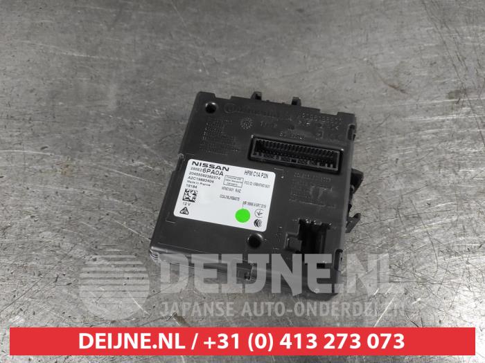 Używane Modul keyless vehicle Nissan Juke (F16) 1.0 DIG-T 117 12V Cena € 35,00 Procedura marży oferowane przez V.Deijne Jap.Auto-onderdelen BV