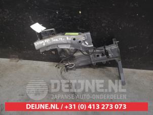 Usados Protector interno Nissan Juke (F16) 1.0 DIG-T 117 12V Precio de solicitud ofrecido por V.Deijne Jap.Auto-onderdelen BV