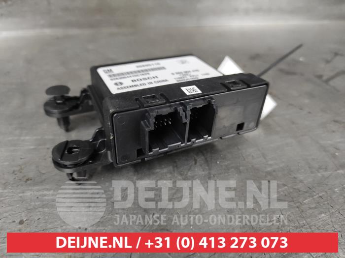 Usados Módulo PDC Chevrolet Orlando 1.8 16V VVT Precio € 50,00 Norma de margen ofrecido por V.Deijne Jap.Auto-onderdelen BV