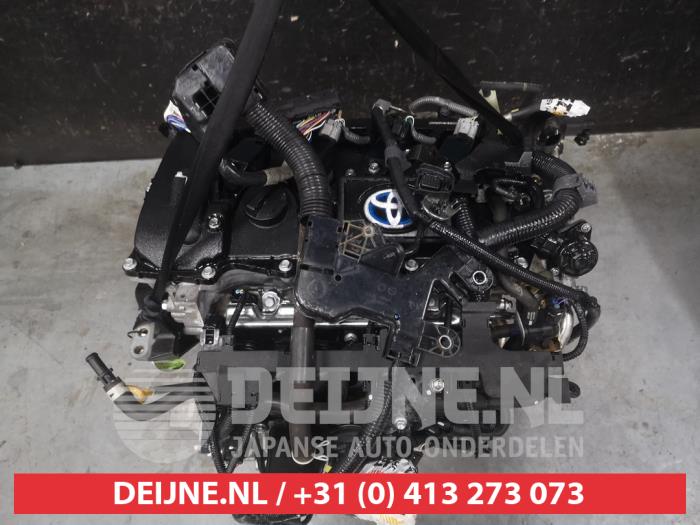 Used Engine Toyota Corolla Touring Sport (E21/EH1) 1.8 16V Hybrid 140 Price € 1.350,00 Margin scheme offered by V.Deijne Jap.Auto-onderdelen BV