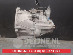 Getriebe van een Nissan Qashqai (J10) 2.0 16V 4x4 2007