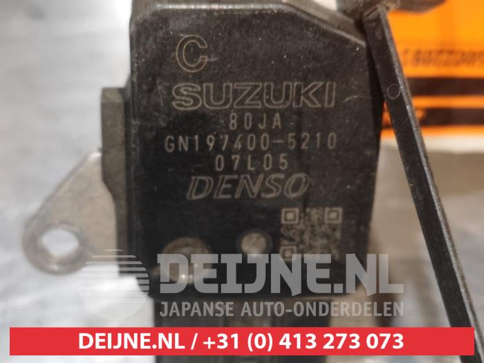 Luftflödesmätare från en Nissan Pixo (D31S) 1.0 12V 2010