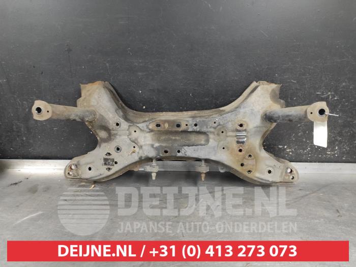 Used Subframe Toyota Yaris (P1) 1.3 16V VVT-i Price on request offered by V.Deijne Jap.Auto-onderdelen BV