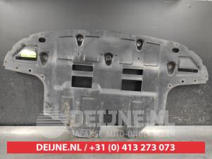 Usagé Plaque de protection moteur Hyundai i20 (GBB) 1.4 CRDi 16V Prix € 75,00 Règlement à la marge proposé par V.Deijne Jap.Auto-onderdelen BV