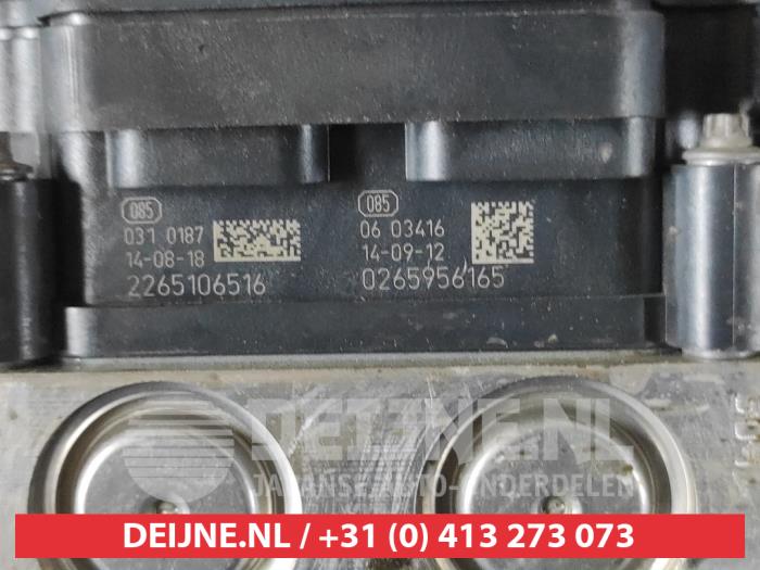 Pompa ABS z Nissan Qashqai (J11) 1.6 dCi 2015