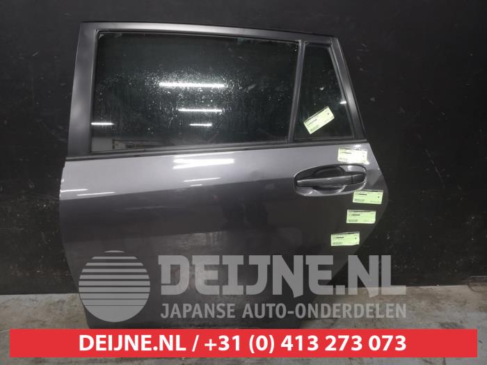 Usados Ventanilla triangular izquierda detrás Toyota Verso 1.8 16V VVT-i Precio € 35,00 Norma de margen ofrecido por V.Deijne Jap.Auto-onderdelen BV