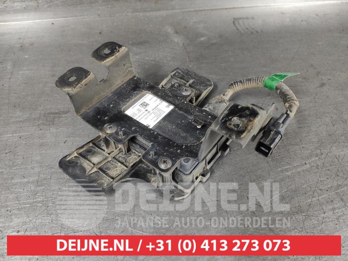 Begagnade Dödvinkelsensor Kia Sportage (QL) 1.6 T-GDI 16V 4x4 Pris € 100,00 Marginaltabell erbjuds av V.Deijne Jap.Auto-onderdelen BV