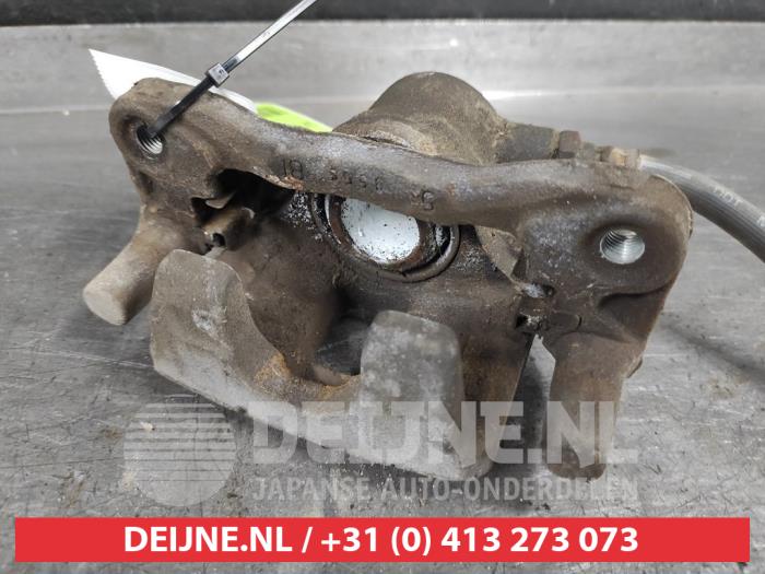 Usagé Etrier de frein arrière gauche Mitsubishi Outlander (CU) 2.0 16V 4x2 Prix € 35,00 Règlement à la marge proposé par V.Deijne Jap.Auto-onderdelen BV