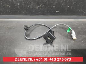 Used AUX / USB connection Suzuki Vitara (LY/MY) 1.4 S Turbo 16V AllGrip Price € 100,00 Margin scheme offered by V.Deijne Jap.Auto-onderdelen BV