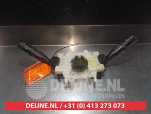 Usados Interruptor combinado columna de dirección Hyundai Coupe 2.7 V6 24V Precio de solicitud ofrecido por V.Deijne Jap.Auto-onderdelen BV