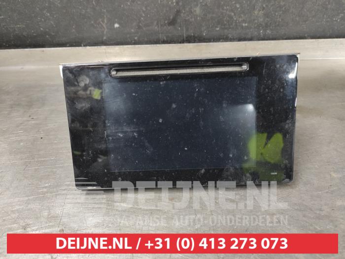 Gebrauchte Radio Toyota Auris (E18) 1.8 16V Hybrid Preis € 100,00 Margenregelung angeboten von V.Deijne Jap.Auto-onderdelen BV