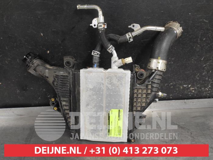 Used Intercooler Toyota Hilux V/VI 2.8 D4D-F 16V 4x4 Price on request offered by V.Deijne Jap.Auto-onderdelen BV