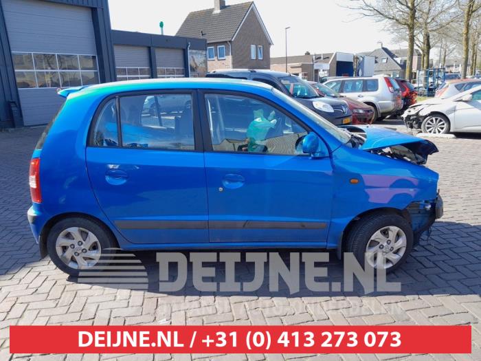 Usados Ventanilla triangular derecha detrás Hyundai Atos 1.1 12V Precio € 35,00 Norma de margen ofrecido por V.Deijne Jap.Auto-onderdelen BV