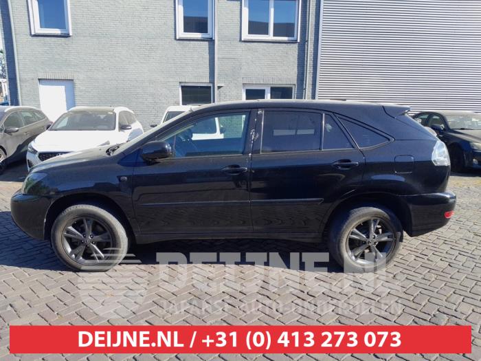 Usados Ventanilla triangular izquierda detrás Lexus RX (U3) 400h V6 24V VVT-i 4x4 Precio € 35,00 Norma de margen ofrecido por V.Deijne Jap.Auto-onderdelen BV