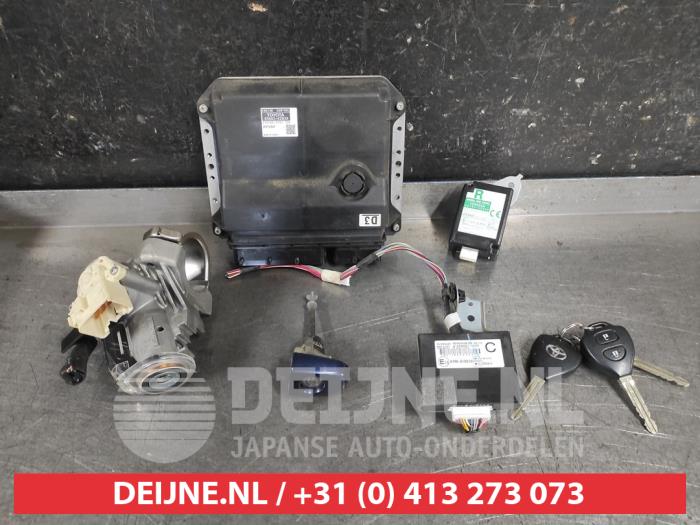 Used Engine management computer Toyota RAV4 (A3) 2.0 16V VVT-i 4x4 Price € 75,00 Margin scheme offered by V.Deijne Jap.Auto-onderdelen BV