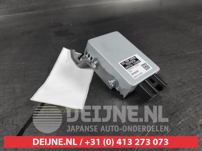 Usados Módulo bomba de combustible Toyota Yaris IV (P21/PA1/PH1) 1.5 12V Hybrid 115 Precio € 20,00 Norma de margen ofrecido por V.Deijne Jap.Auto-onderdelen BV