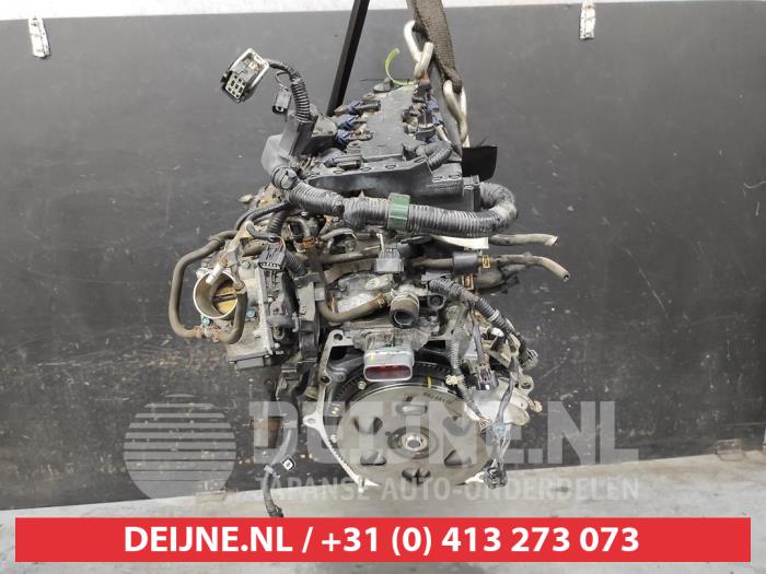 Engine from a Honda Civic (FA/FD) 1.3 Hybrid 2009