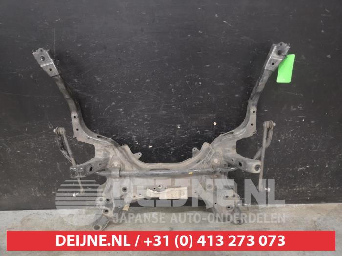 Usados Subchasis Toyota Yaris IV (P21/PA1/PH1) 1.5 12V VVT-i Precio € 350,00 Norma de margen ofrecido por V.Deijne Jap.Auto-onderdelen BV