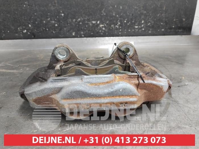 Gebrauchte Bremszange links vorne Toyota Hilux V/VI 2.8 D4D-F 16V 4x4 Preis auf Anfrage angeboten von V.Deijne Jap.Auto-onderdelen BV