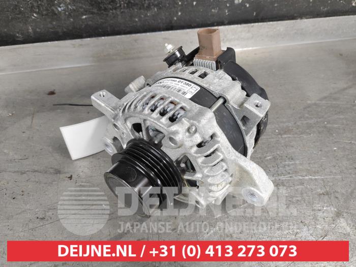 Used Dynamo Toyota Yaris III (P13) 1.5 16V Dual VVT-iE Price € 200,00 Margin scheme offered by V.Deijne Jap.Auto-onderdelen BV