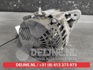 Dynamo van een Toyota Auris (E15) 1.6 Dual VVT-i 16V 2009