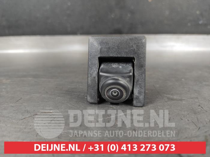 Begagnade Backkamera Mazda CX-30 (DM) 2.0 e-SkyActiv-G 122 16V Pris € 150,00 Marginaltabell erbjuds av V.Deijne Jap.Auto-onderdelen BV