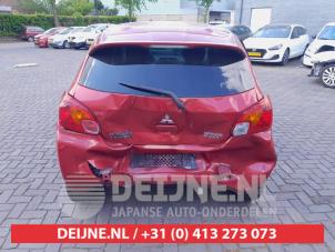 Begagnade Spoiler Mitsubishi Space Star (A0) 1.2 12V Pris på förfrågan erbjuds av V.Deijne Jap.Auto-onderdelen BV