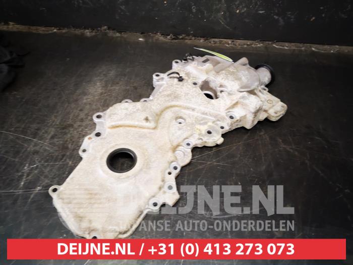 Usagé Couvercle de distribution Nissan Qashqai (J10) 2.0 16V 4x4 Prix € 75,00 Règlement à la marge proposé par V.Deijne Jap.Auto-onderdelen BV