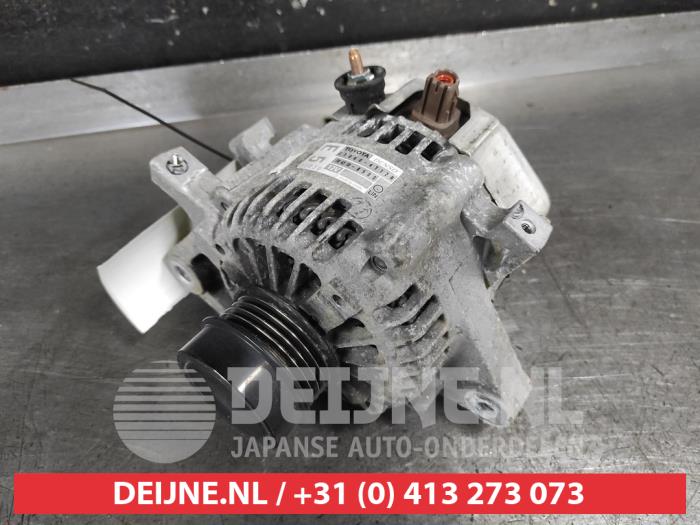 Begagnade Dynamo Toyota Verso S 1.33 16V Dual VVT-I Pris på förfrågan erbjuds av V.Deijne Jap.Auto-onderdelen BV