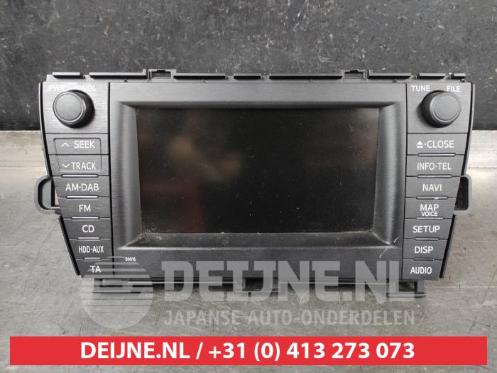 Używane Radio Toyota Prius (ZVW3) 1.8 16V Cena € 250,00 Procedura marży oferowane przez V.Deijne Jap.Auto-onderdelen BV