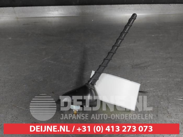 Używane Antena Kia Rio IV (YB) 1.2 MPI 16V Cena € 50,00 Procedura marży oferowane przez V.Deijne Jap.Auto-onderdelen BV