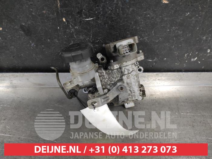 Używane Silownik sprzegla Kia Rio IV (YB) 1.0i T-GDi 120 Eco-Dynamics+ 12V Cena € 500,00 Procedura marży oferowane przez V.Deijne Jap.Auto-onderdelen BV