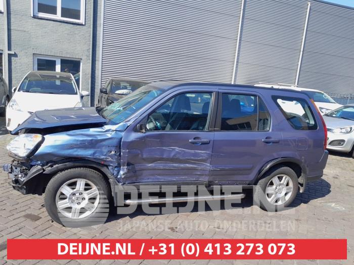 Usados Ventanilla triangular izquierda detrás Honda CR-V (RD5/6/7/8) 2.0i 16V VTEC Precio € 25,00 Norma de margen ofrecido por V.Deijne Jap.Auto-onderdelen BV