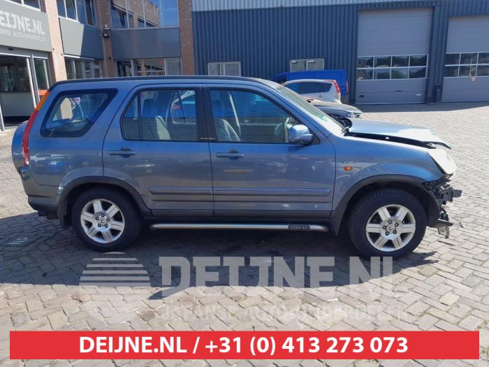 Usados Ventanilla triangular derecha detrás Honda CR-V (RD5/6/7/8) 2.0i 16V VTEC Precio € 25,00 Norma de margen ofrecido por V.Deijne Jap.Auto-onderdelen BV