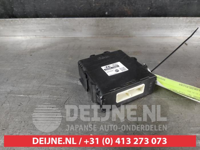 Used Automatic gearbox computer Kia Niro I (DE) E-Niro 64 kWh Price € 75,00 Margin scheme offered by V.Deijne Jap.Auto-onderdelen BV