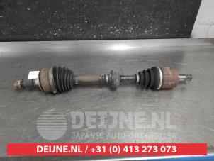 Używane Os napedowa lewy przód Honda CR-V (RD5/6/7/8) 2.0i 16V VTEC Cena na żądanie oferowane przez V.Deijne Jap.Auto-onderdelen BV