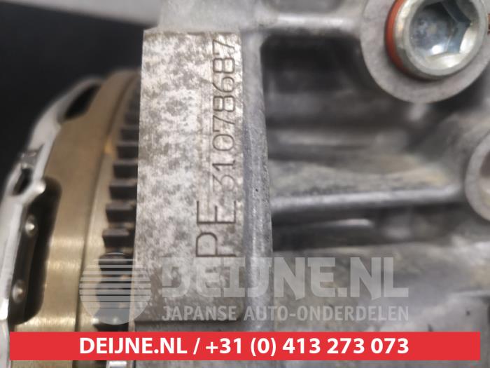 Engine from a Mazda MX-5 (ND) 2.0 SkyActiv G-160 16V 2017