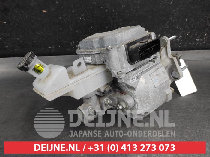 Usagé Servo frein Nissan Leaf (ZE1) 39/40kWh Prix € 350,00 Règlement à la marge proposé par V.Deijne Jap.Auto-onderdelen BV